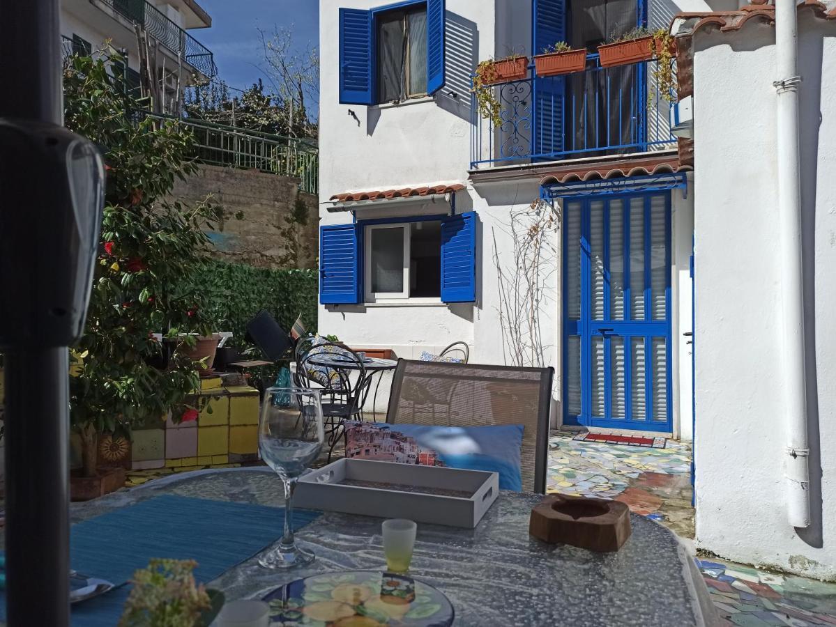 Casa Vacanze Smeralda Amalfi Coast Vietri Ngoại thất bức ảnh
