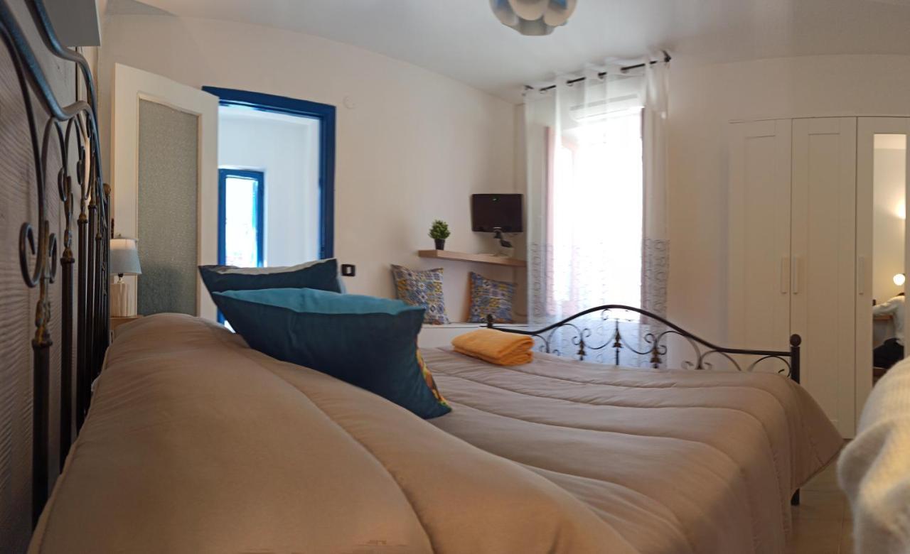 Casa Vacanze Smeralda Amalfi Coast Vietri Ngoại thất bức ảnh
