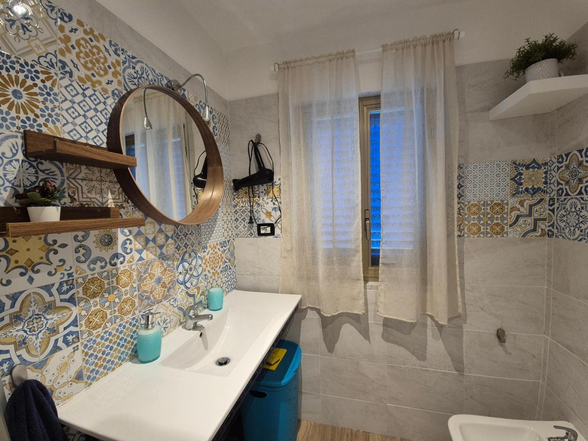 Casa Vacanze Smeralda Amalfi Coast Vietri Ngoại thất bức ảnh