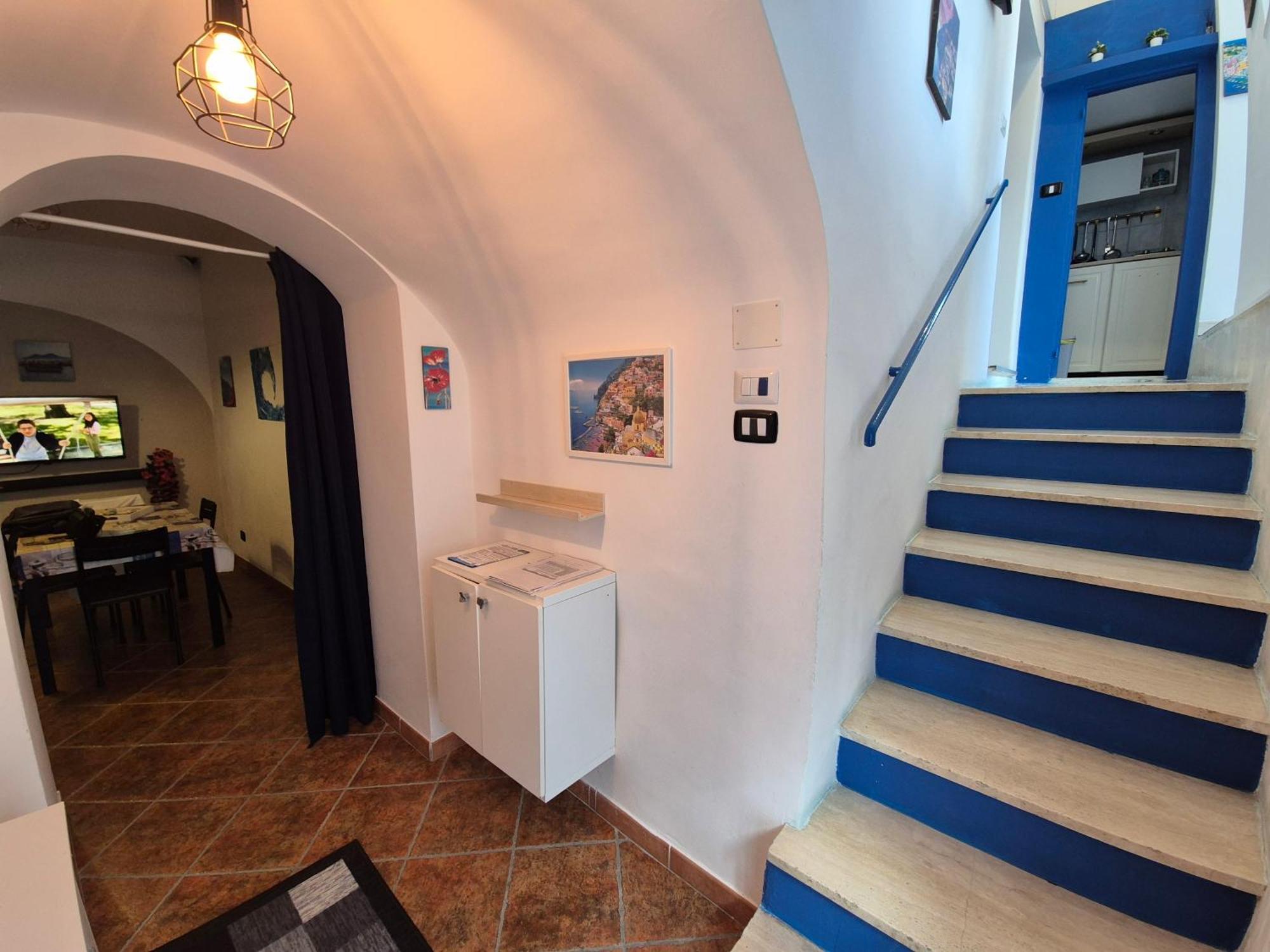 Casa Vacanze Smeralda Amalfi Coast Vietri Ngoại thất bức ảnh