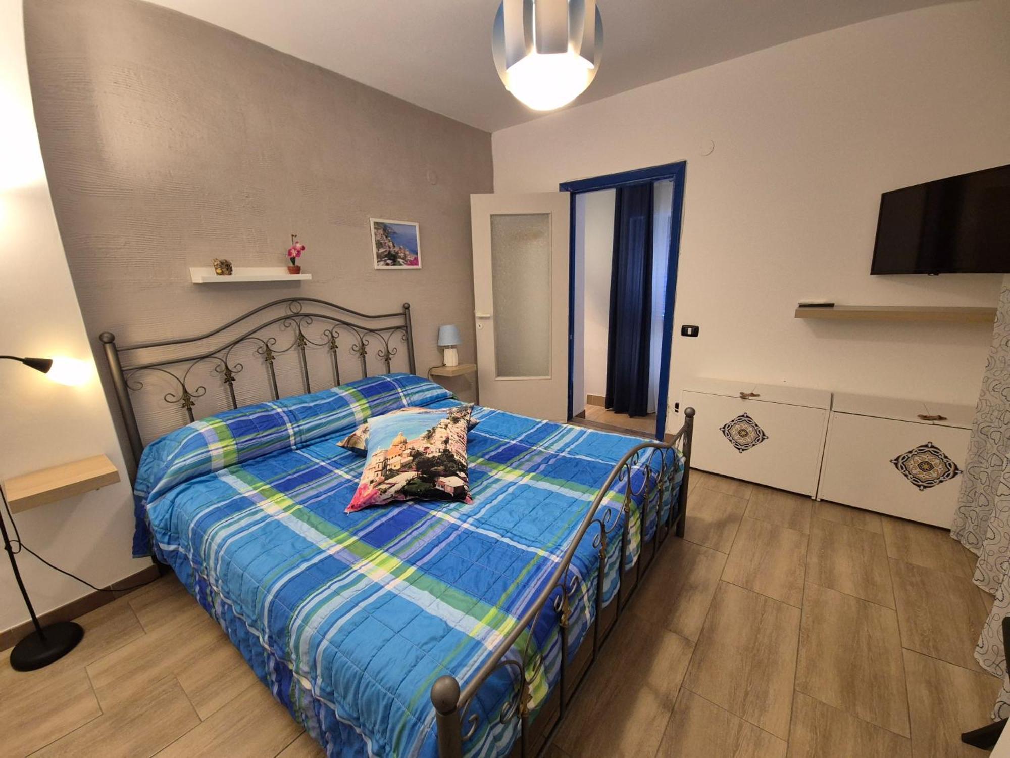 Casa Vacanze Smeralda Amalfi Coast Vietri Ngoại thất bức ảnh